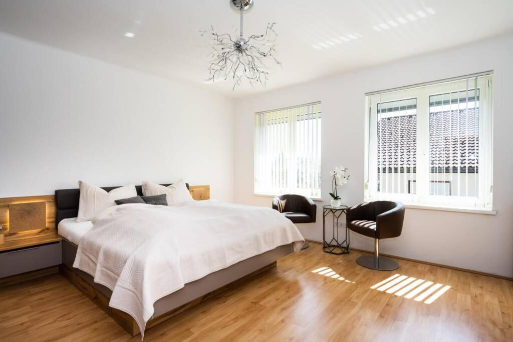 Schönes Ferienhaus mit Garten Pörtschach am Wörthersee Exterior foto