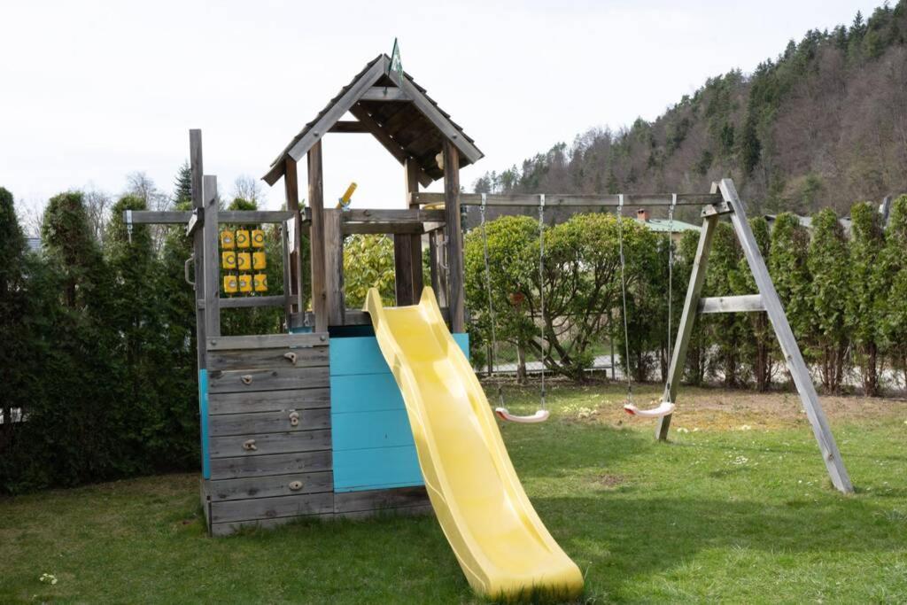 Schönes Ferienhaus mit Garten Pörtschach am Wörthersee Exterior foto